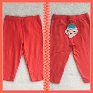 🍓GUC🍓5/$15🍓Leggings with a Strawberry Appliqué